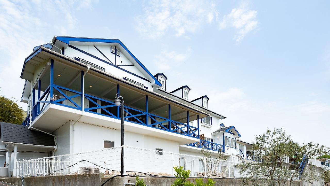 Petit Hotel Southern Most Shozu Exterior foto